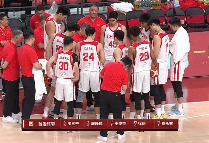 九游娱乐app下载-中国男篮大逆转，赛后的数据一清二楚，赢球最大功臣是王俊杰|中国队|拉德尼基|热身赛|郭士强|世预赛_新浪体育_新浪新闻